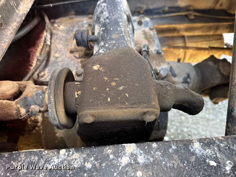 image for item FB0899 1967 International CO4000 grain truck