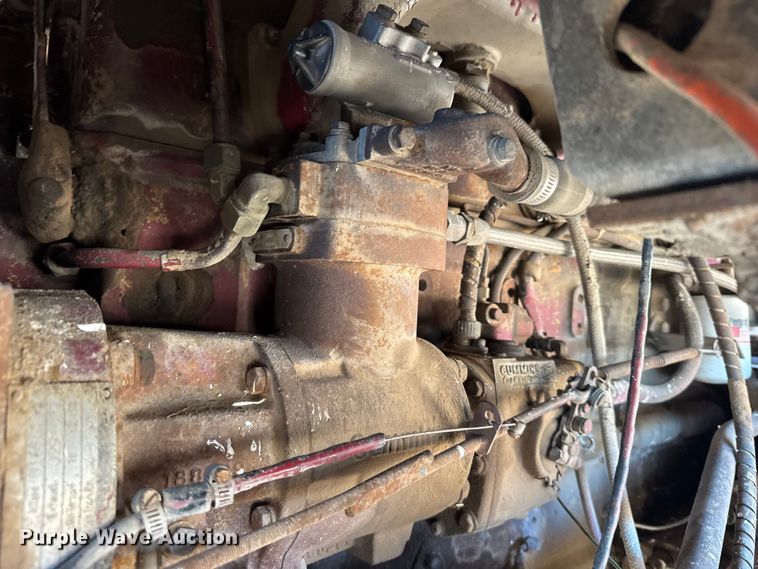 image for item FB0899 1967 International CO4000 grain truck