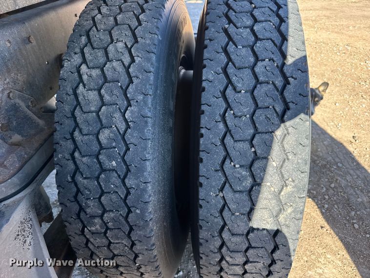 image for item FB0899 1967 International CO4000 grain truck