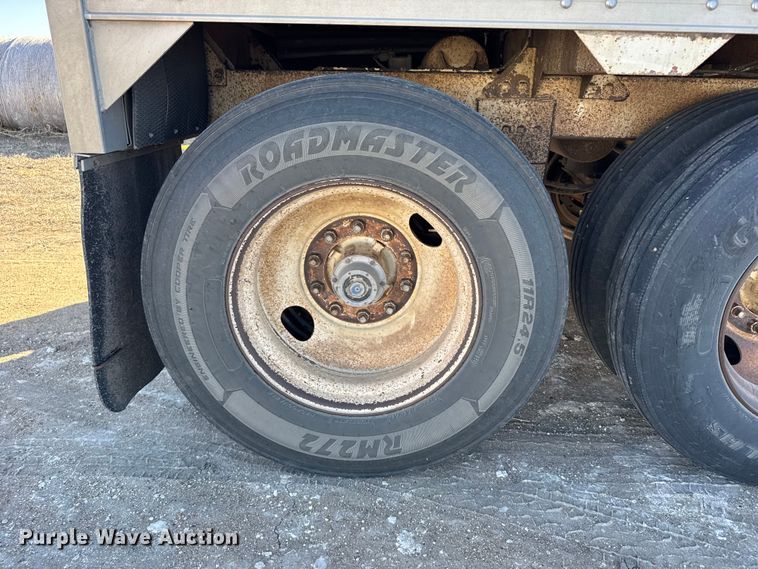 image for item FB0905 1994 Timpte grain trailer