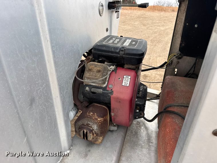 image for item FB0928 Brent GYC-150 seed tender