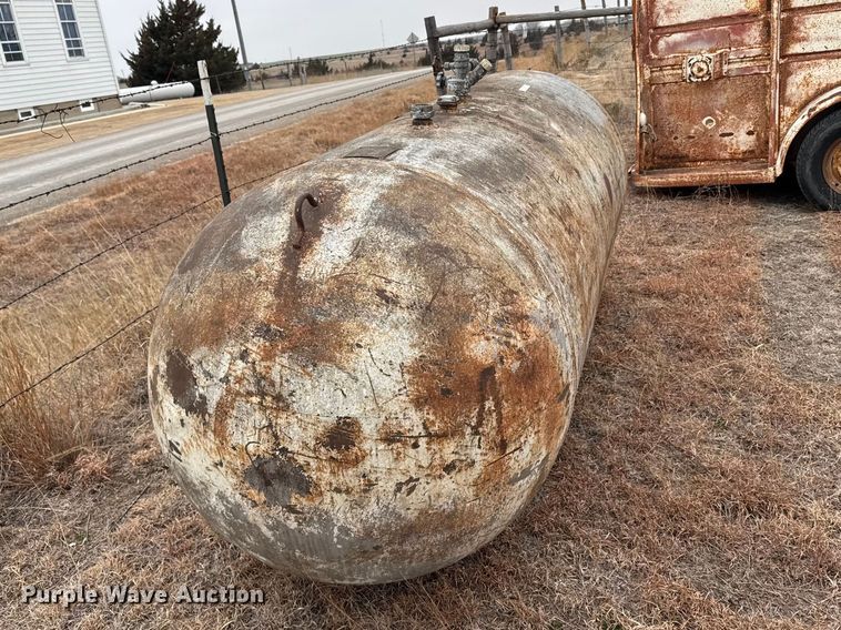 image for item FB0930 Propane tank
