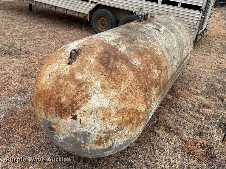 image for item FB0930 Propane tank