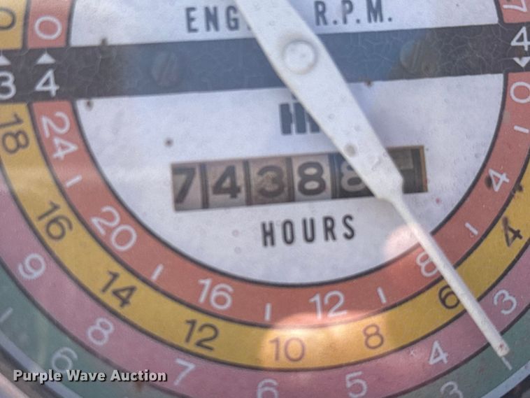 image for item FB0935 1963 Farmall 706 tractor