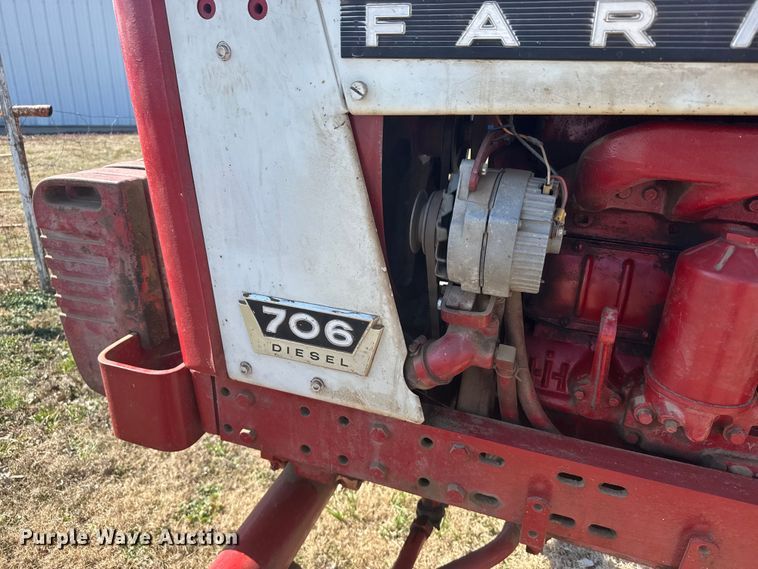 image for item FB0935 1963 Farmall 706 tractor