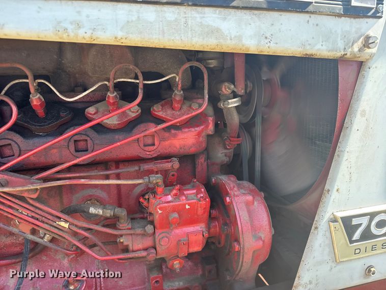 image for item FB0935 1963 Farmall 706 tractor