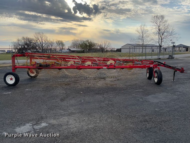 image for item FB3176 RTV H hay rake