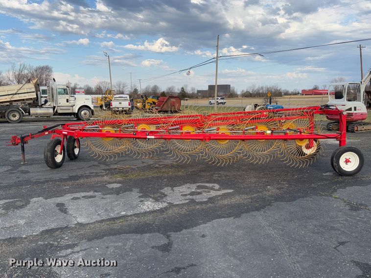 image for item FB3176 RTV H hay rake