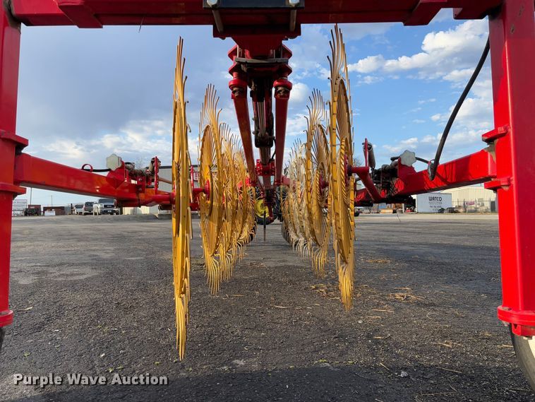 image for item FB3176 RTV H hay rake