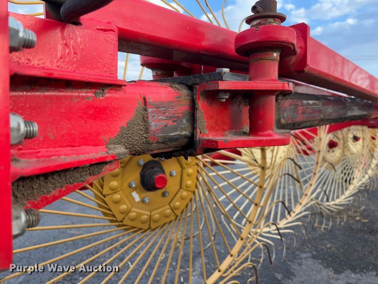 image for item FB3176 RTV H hay rake