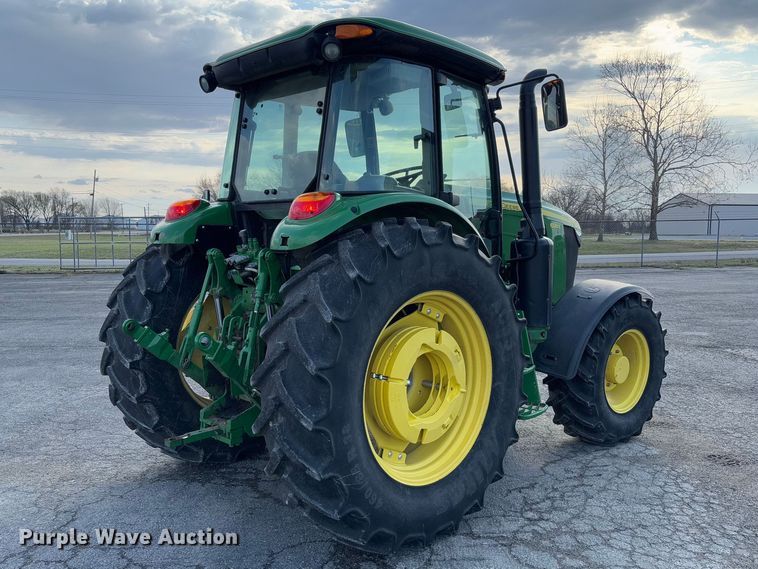 image for item FB3178 2016 John Deere 6120E MFWD tractor