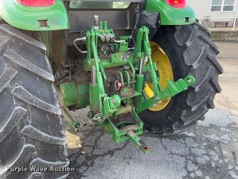 image for item FB3178 2016 John Deere 6120E MFWD tractor
