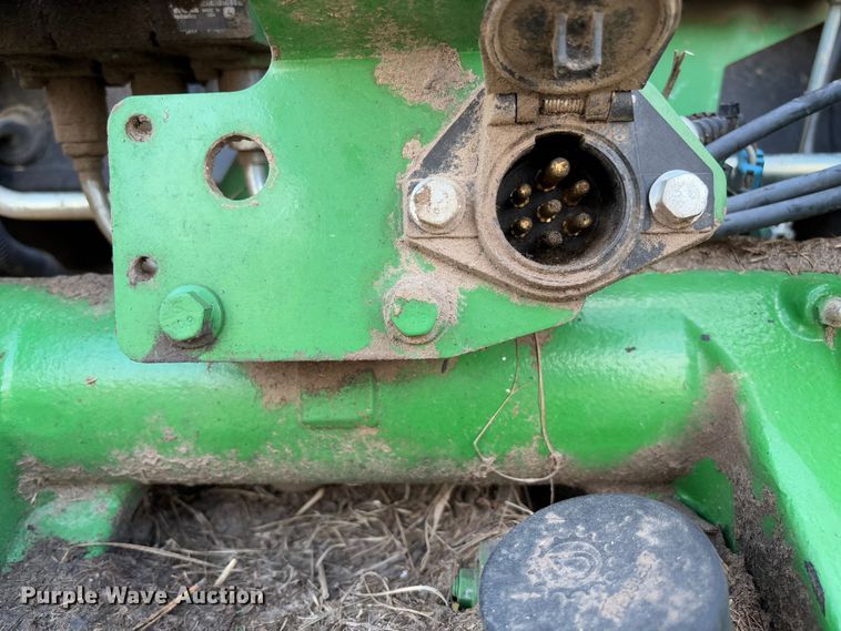 image for item FB3178 2016 John Deere 6120E MFWD tractor