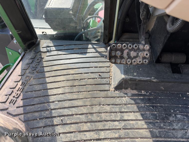 image for item FB3178 2016 John Deere 6120E MFWD tractor