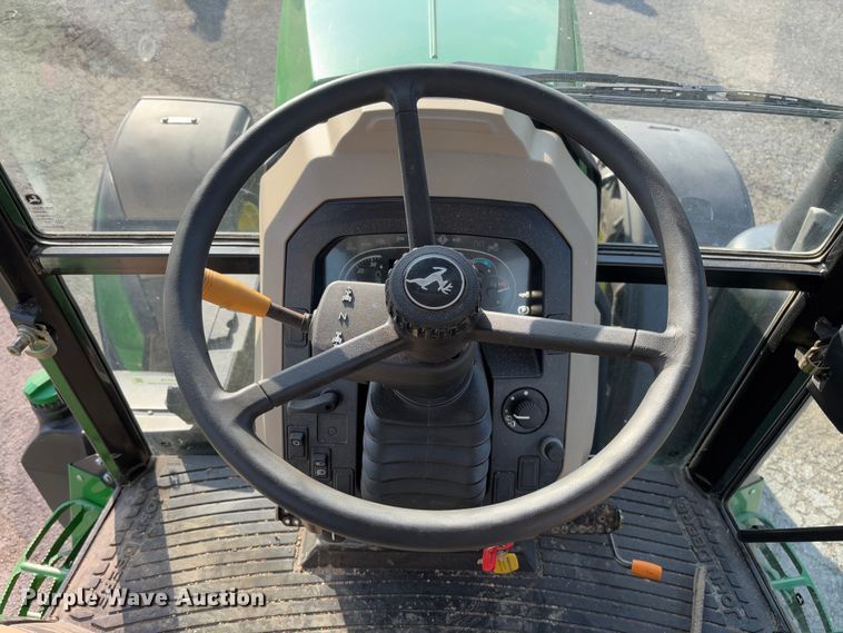 image for item FB3178 2016 John Deere 6120E MFWD tractor
