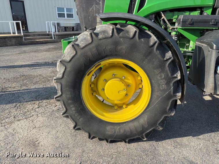 image for item FB3178 2016 John Deere 6120E MFWD tractor