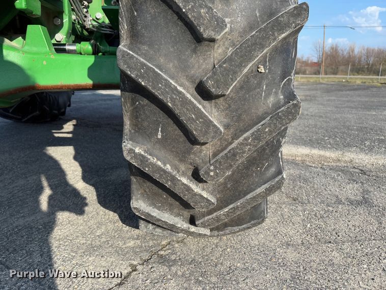 image for item FB3178 2016 John Deere 6120E MFWD tractor