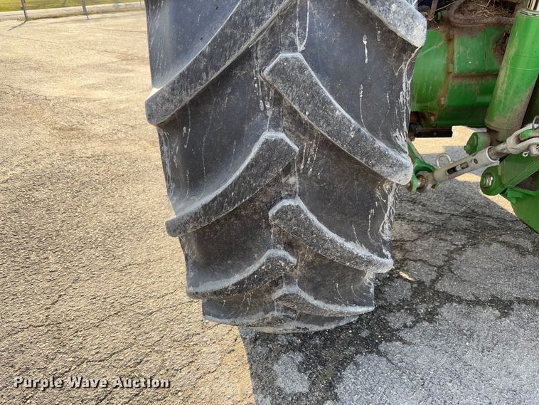 image for item FB3178 2016 John Deere 6120E MFWD tractor