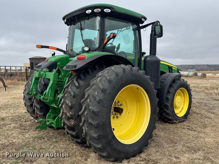 image for item FB6966 2012 John Deere 8285R MFWD tractor