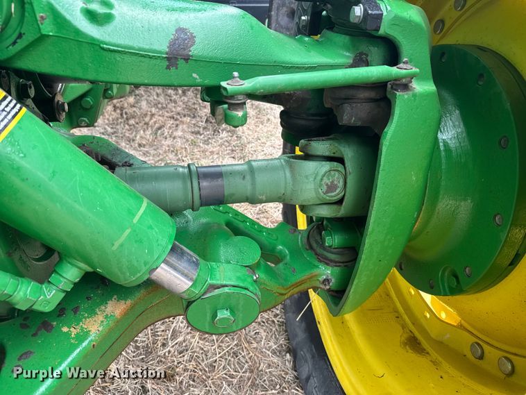 image for item FB6966 2012 John Deere 8285R MFWD tractor