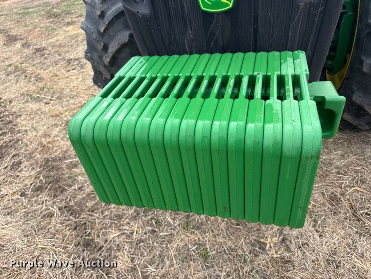 image for item FB6966 2012 John Deere 8285R MFWD tractor