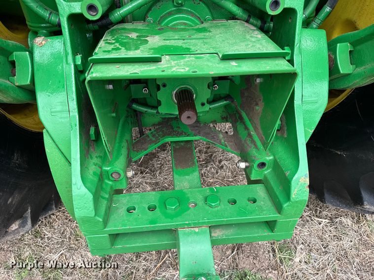 image for item FB6966 2012 John Deere 8285R MFWD tractor