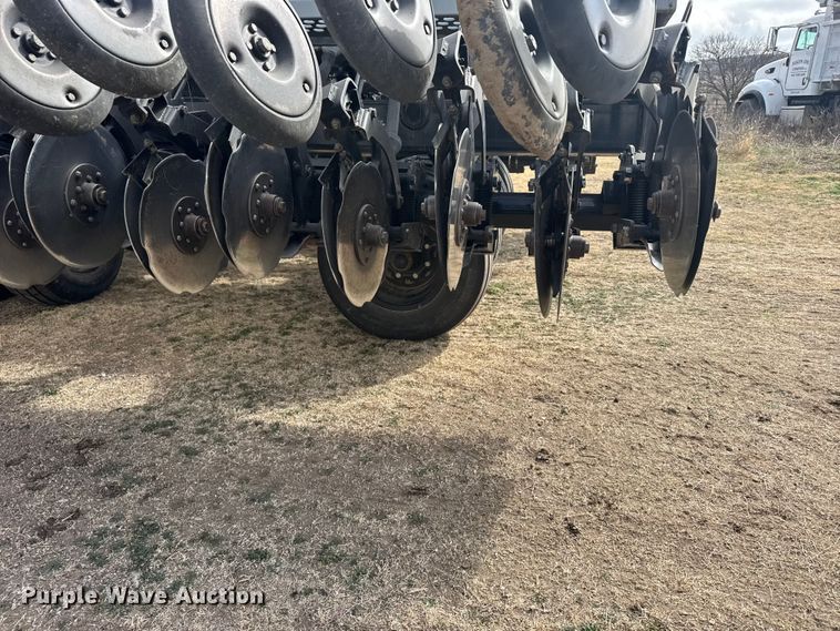 image for item FB6969 CrustBuster 4000 grain drill