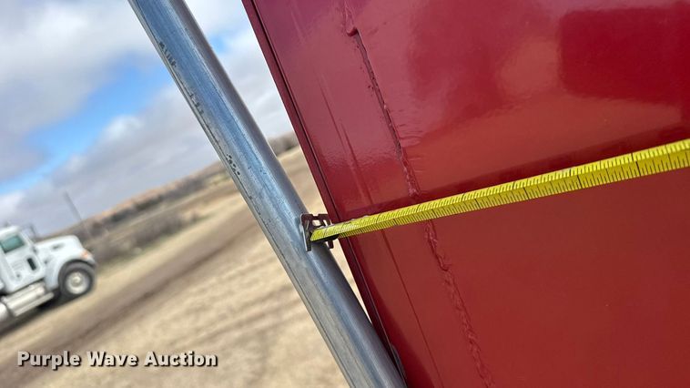 image for item FB6971 2006 International 4400 grain truck