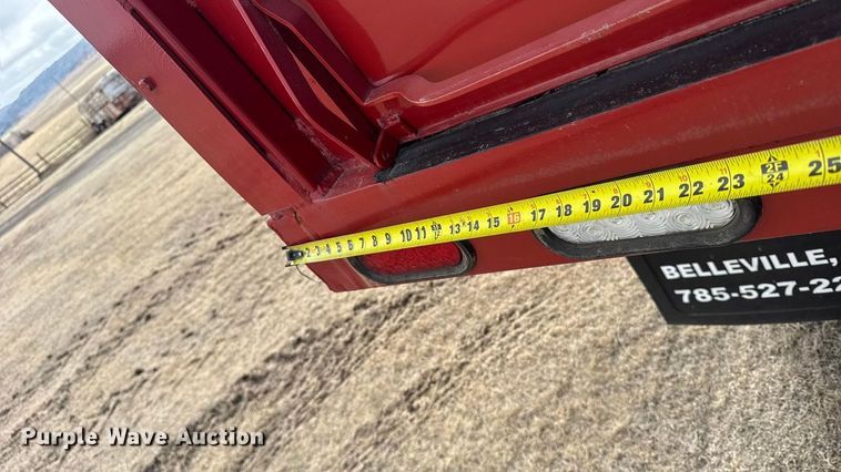 image for item FB6971 2006 International 4400 grain truck