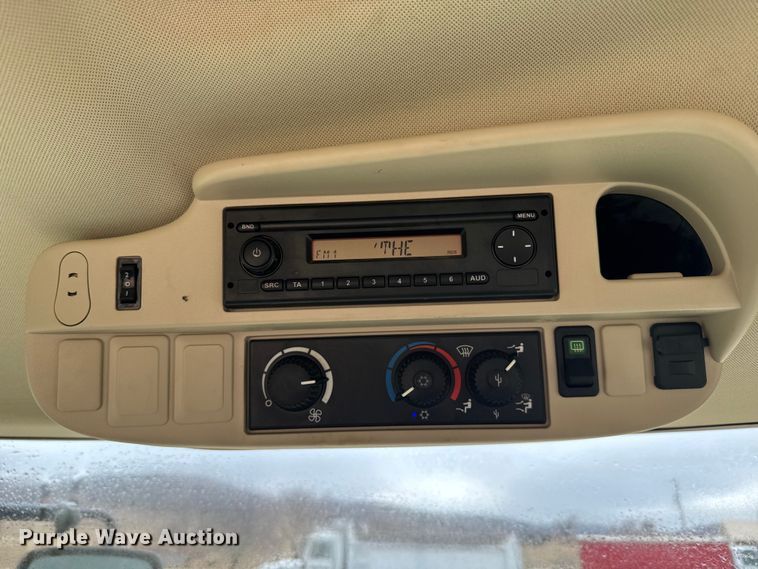 image for item FB6972 2012 John Deere 6150R MFWD tractor