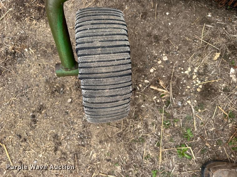 image for item FB6973 John Deere HX10 rotary mower