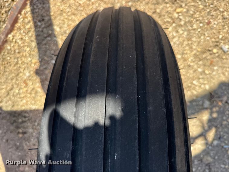 image for item FB6977 Sunflower 3671-35 sweep plow