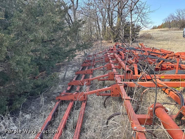 image for item FB6979 Sunflower field cultivator