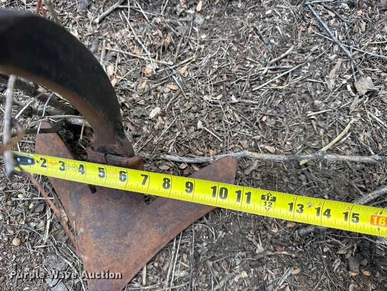 image for item FB6979 Sunflower field cultivator