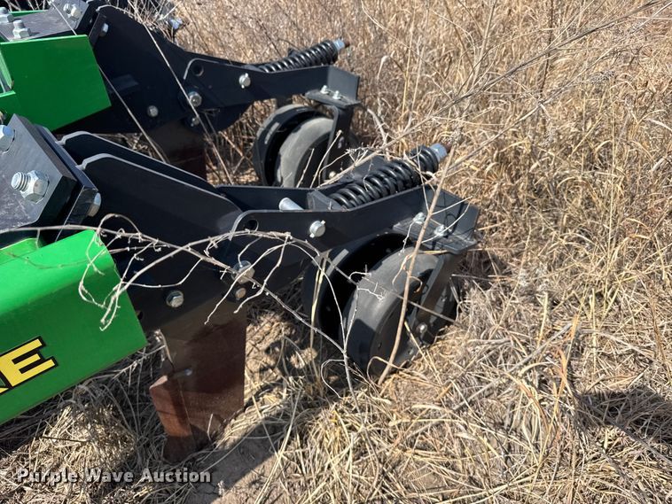 image for item FB6980 2015 John Deere 2100 in-line ripper