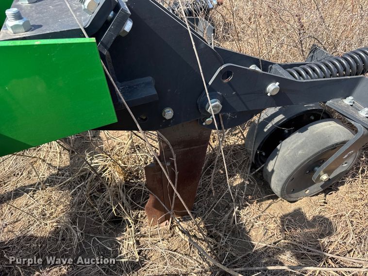 image for item FB6980 2015 John Deere 2100 in-line ripper