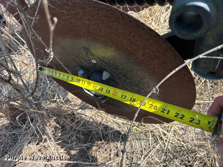 image for item FB6980 2015 John Deere 2100 in-line ripper