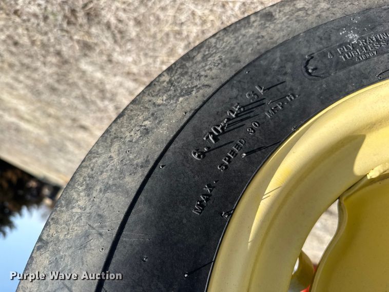 image for item FB6981 2013 John Deere 975 four bottom plow