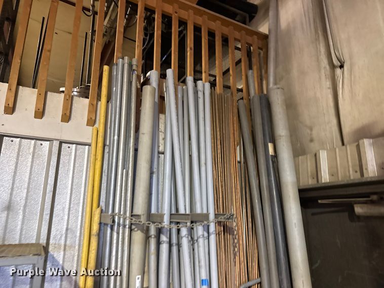 image for item FB6989 Pipe