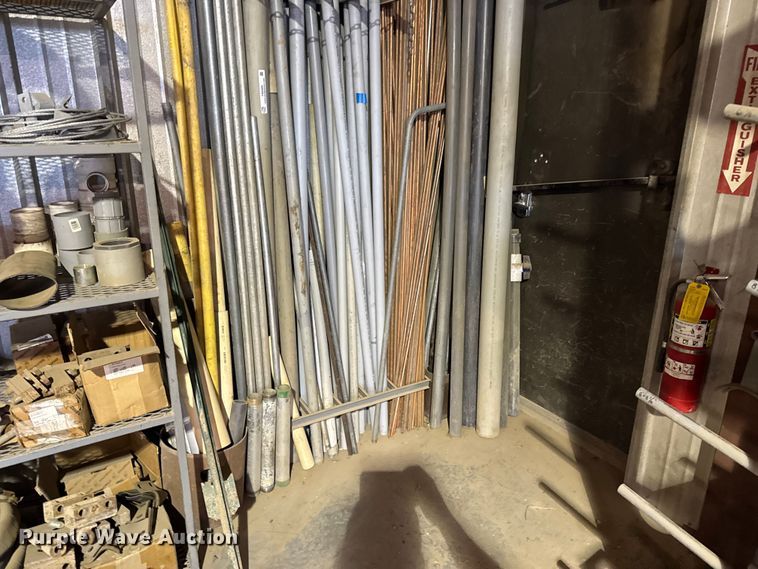 image for item FB6989 Pipe