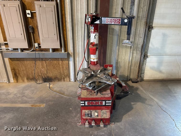 image for item FB7000 Coats RC-45 tire machine