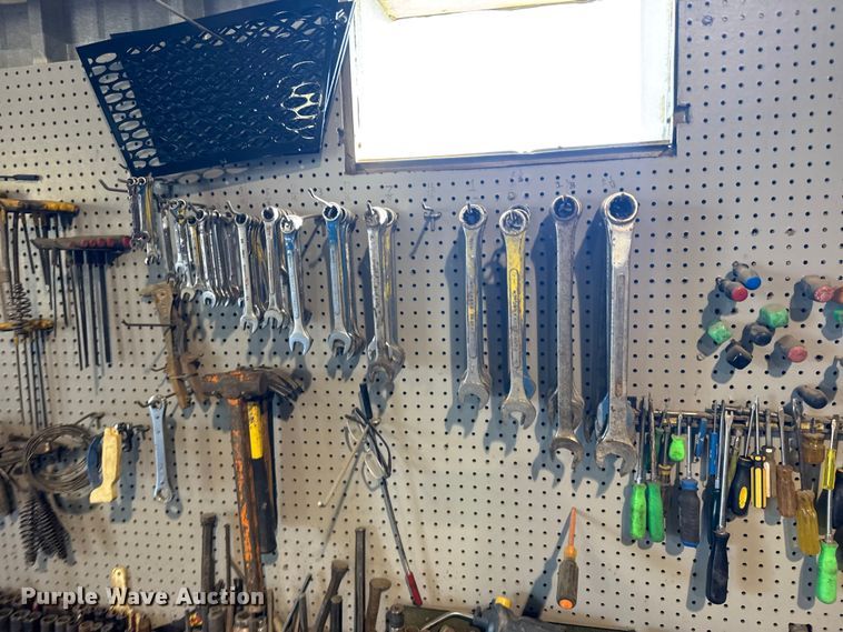 image for item FB7001 Tools