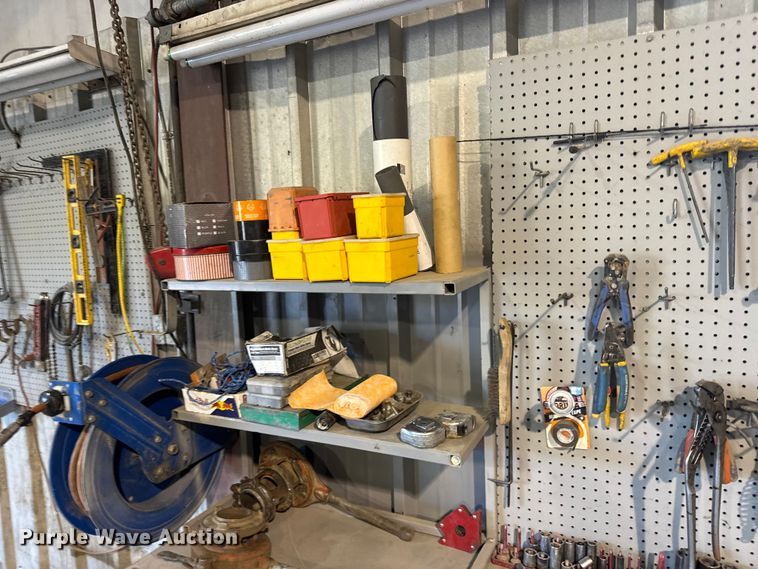 image for item FB7001 Tools