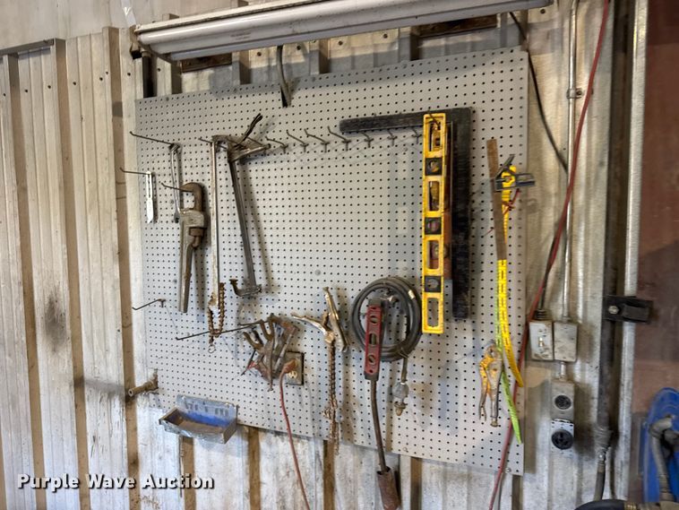 image for item FB7001 Tools