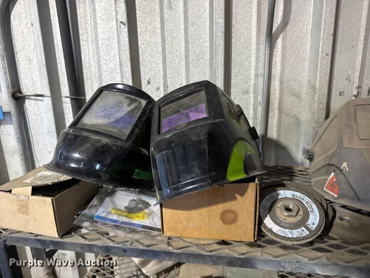 image for item FB7003 Miller Millermatic 252 welder