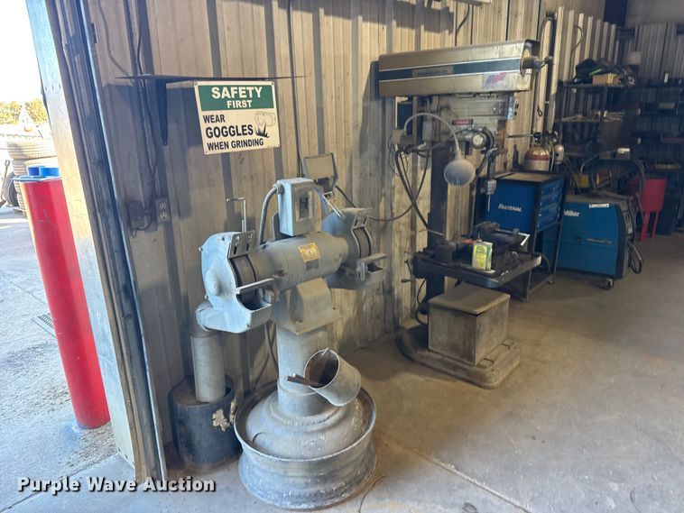 image for item FB7004 Tools