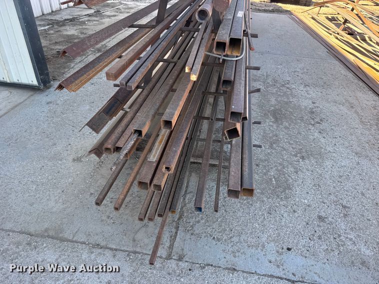 image for item FB7005 Building materials 