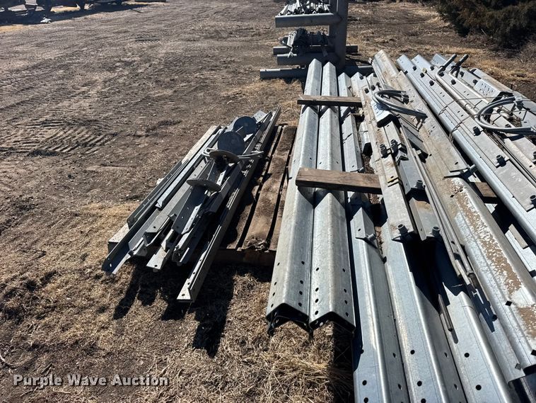 image for item FB7017 Pivot tower parts