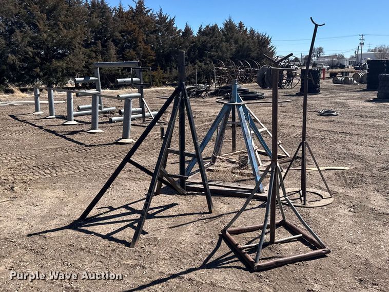 image for item FB7048 (5) pipe stands