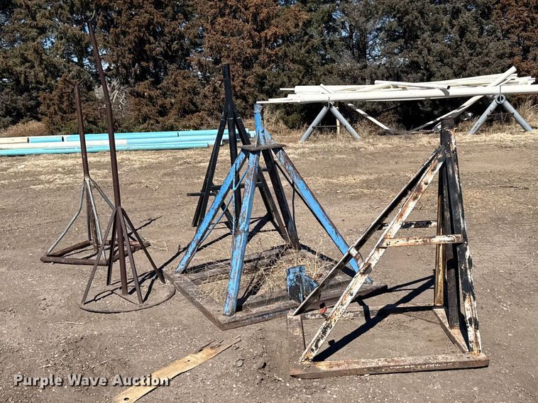 image for item FB7048 (5) pipe stands